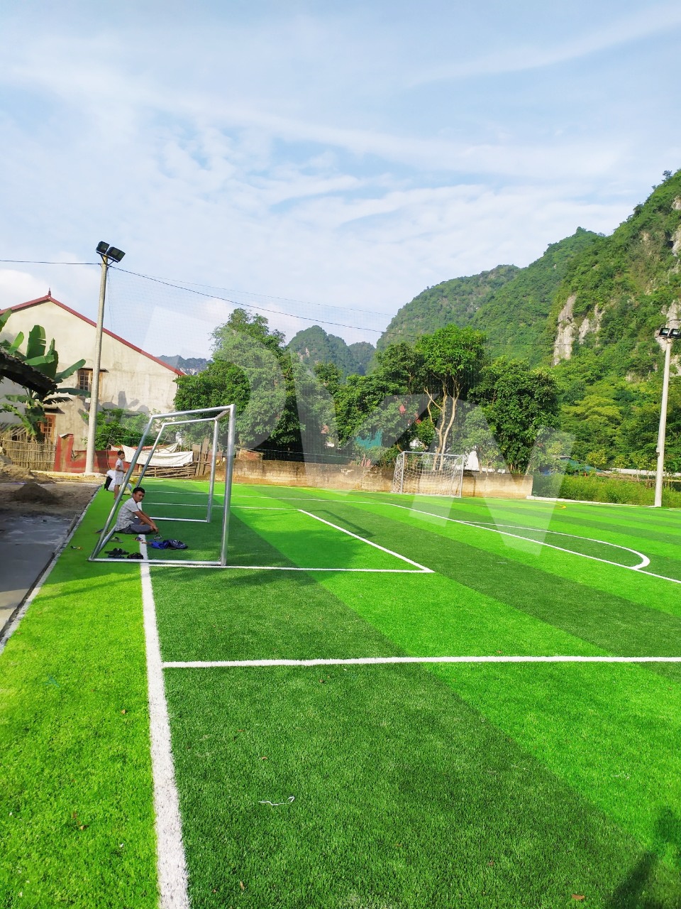 Thi công sân bóng đá cỏ nhân tạo tại Thị trấn Văn Quan - Lạng Sơn ...