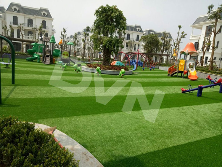 Vườn cỏ nhân tạo tại Khu đô thị Vinhomes Star City, Thanh Hóa